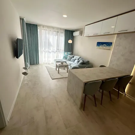 Pool On The Апартаменти *